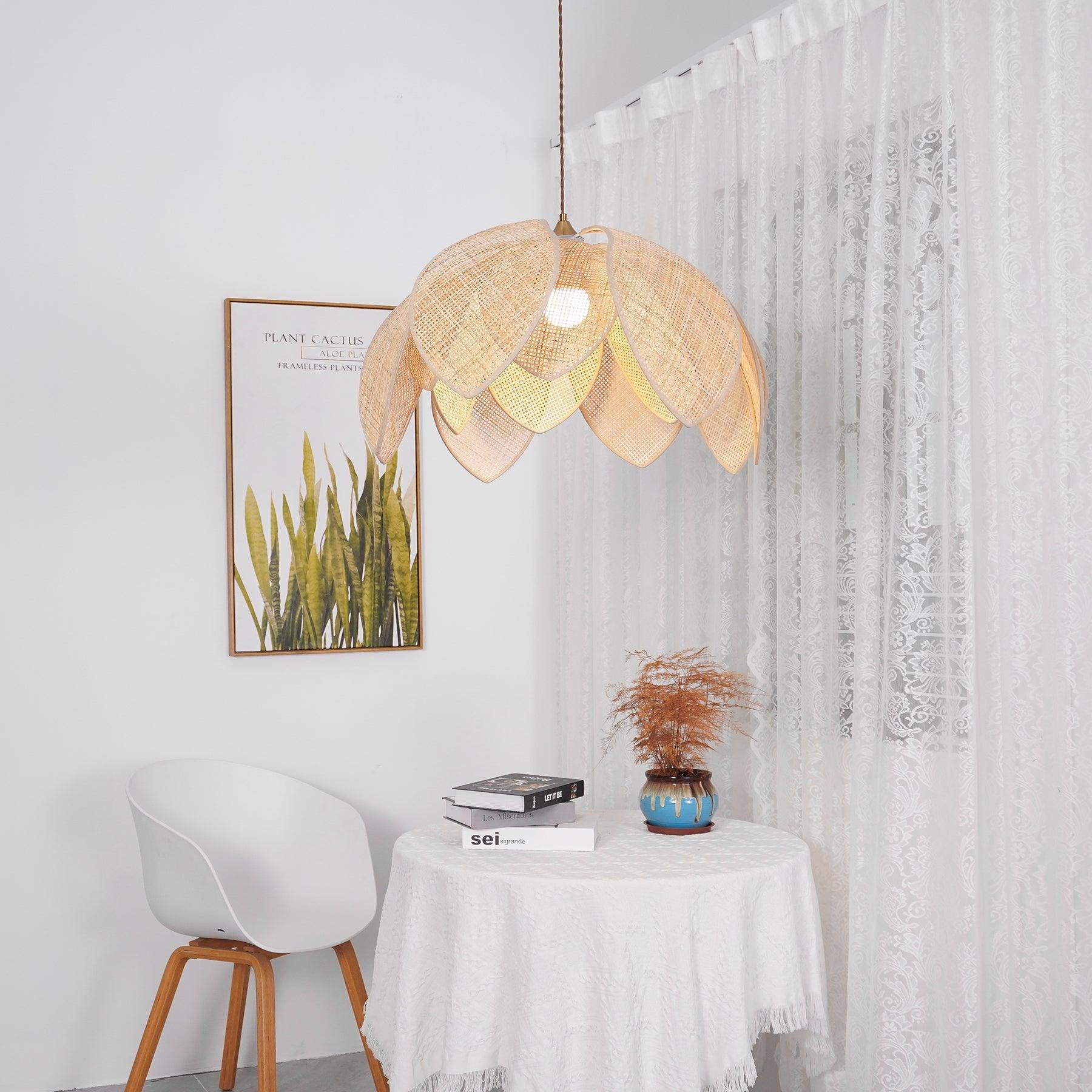 Fionel Rattan Pendant Lamp | Fioriscas