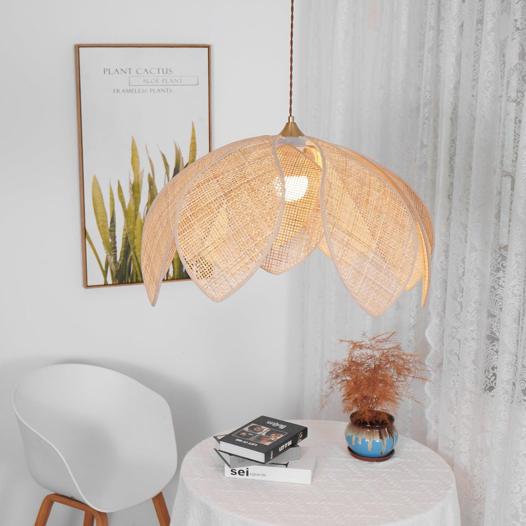 Fionel Rattan Pendant Lamp | Fioriscas