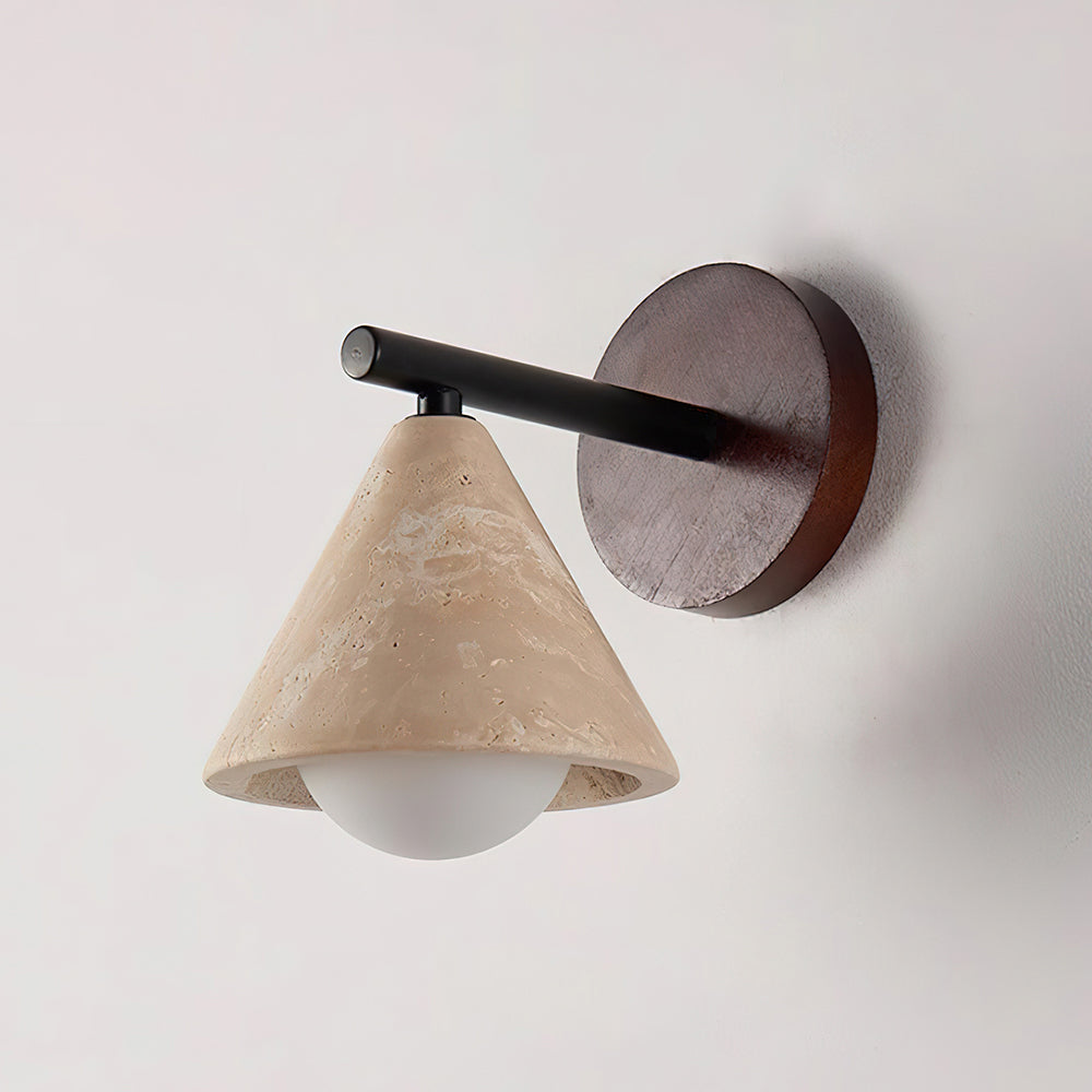 Riita  Wall Lamp  triangular cone-shaped travertine | Fioriscas