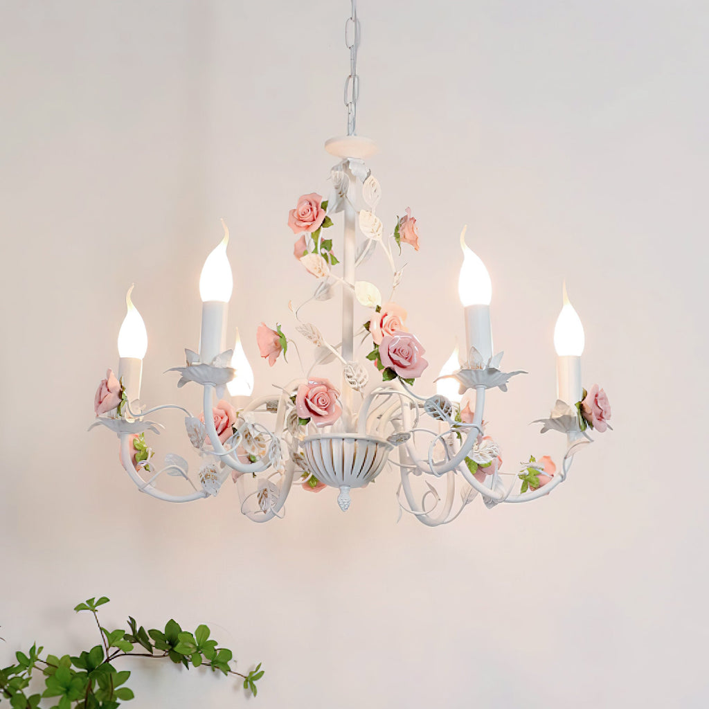 Evelisse Vintage White Chandelier | Fioriscas