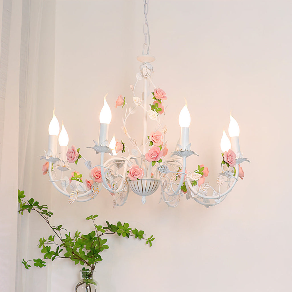 Evelisse Vintage White Chandelier | Fioriscas