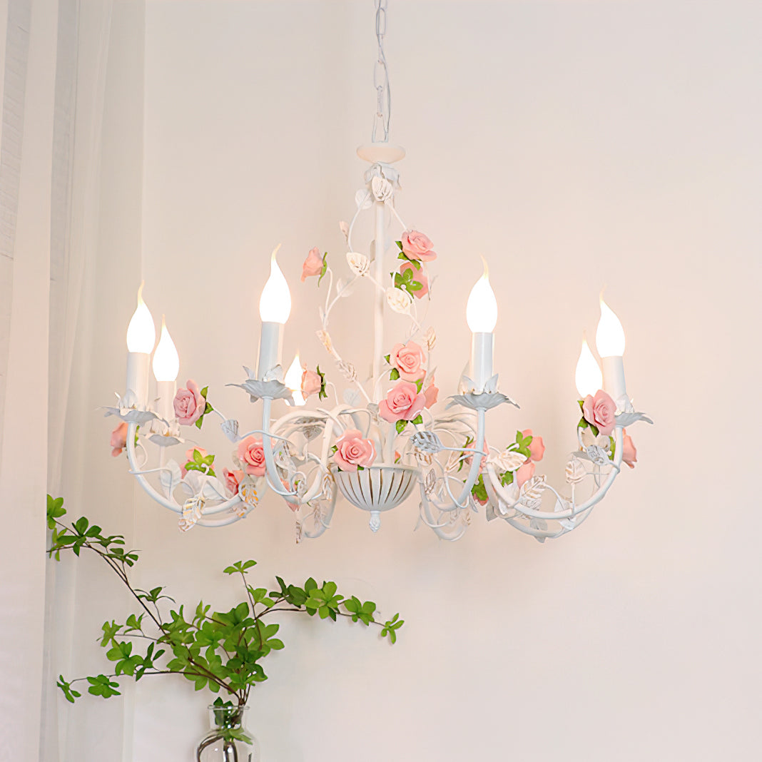 Evelisse Vintage White Chandelier | Fioriscas