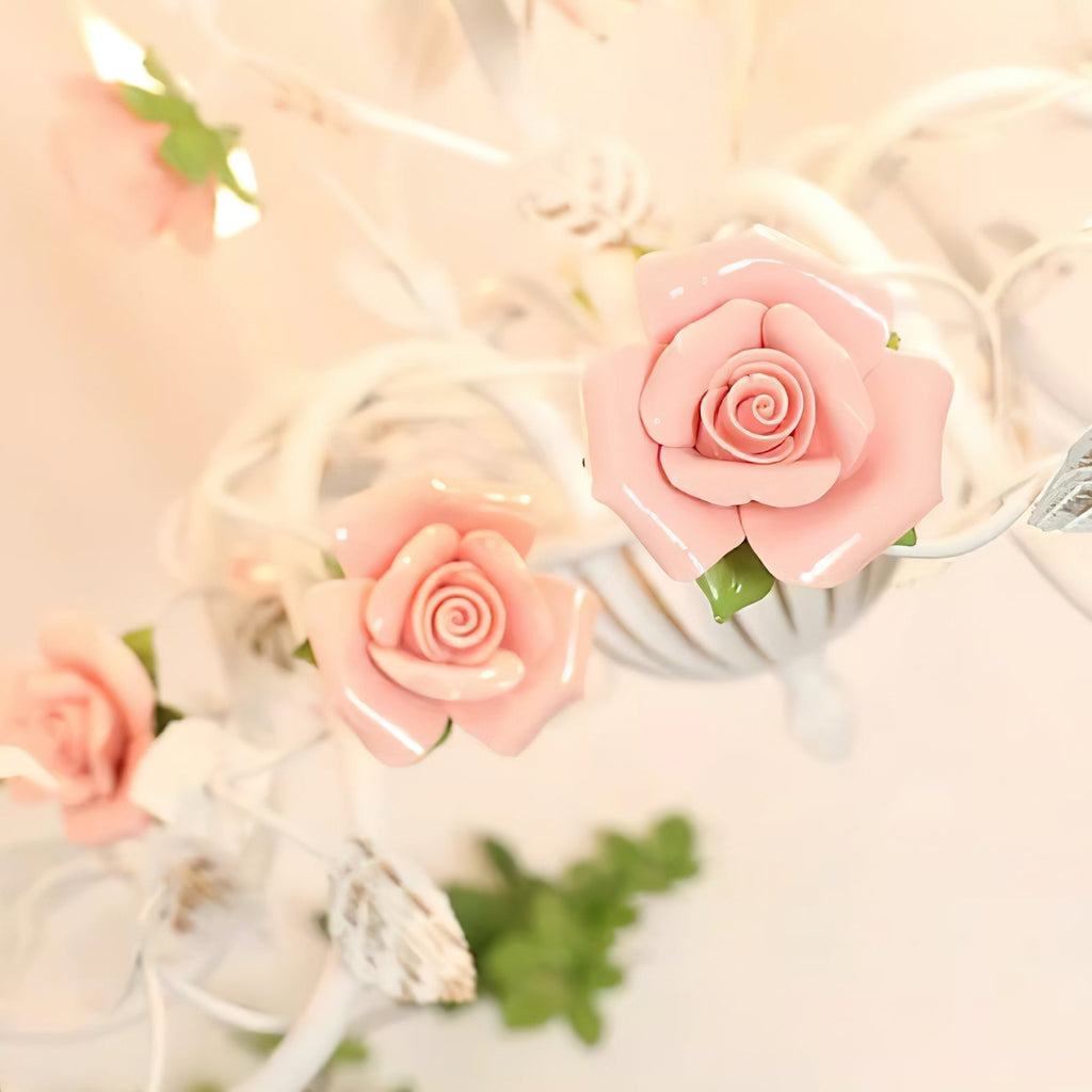 Evelisse Vintage White Chandelier | Fioriscas