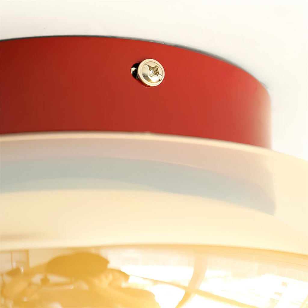 Plafonieră retro, sticlă cognac LumaNova cu bandă decorativă roșie