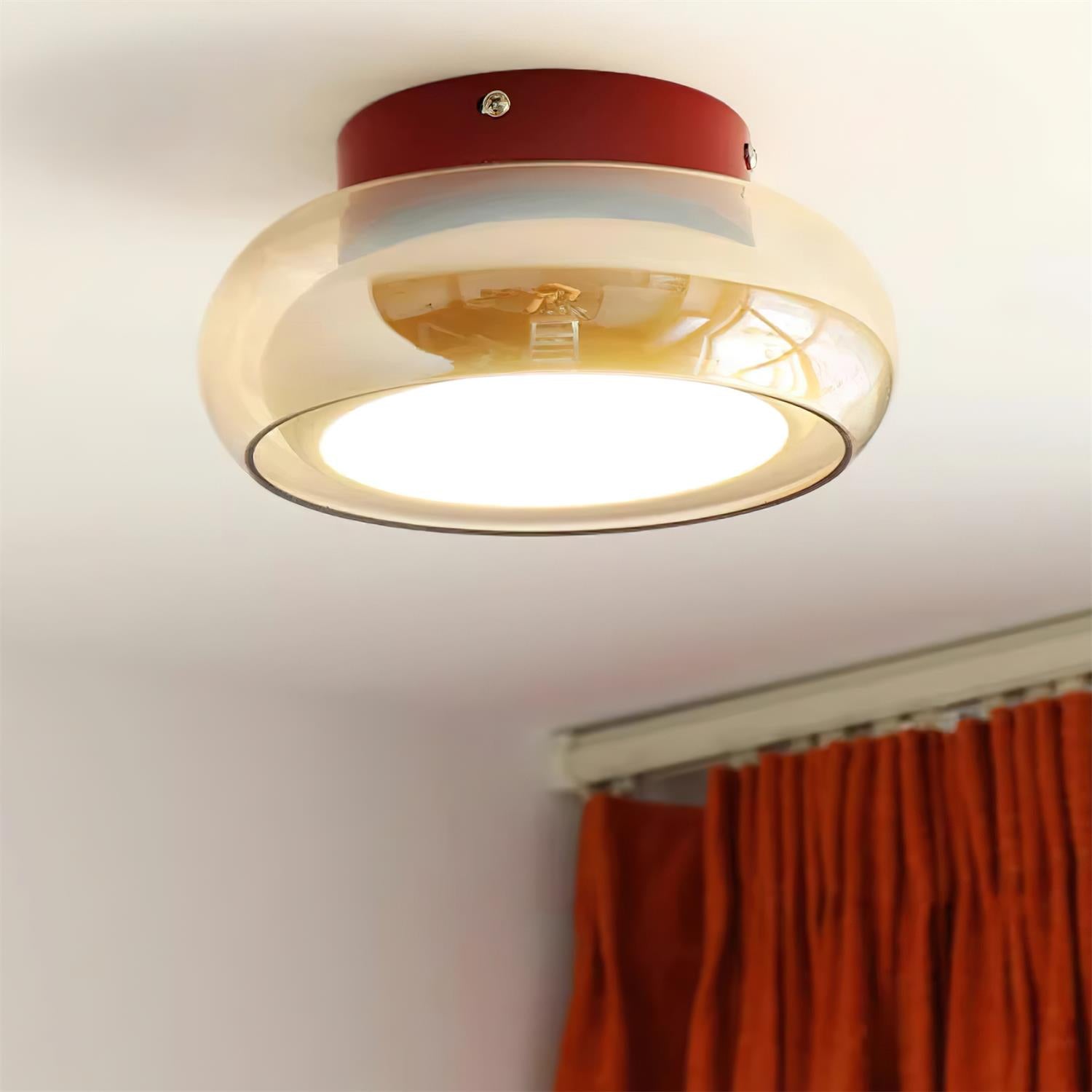 Plafonieră retro, sticlă cognac LumaNova cu bandă decorativă roșie