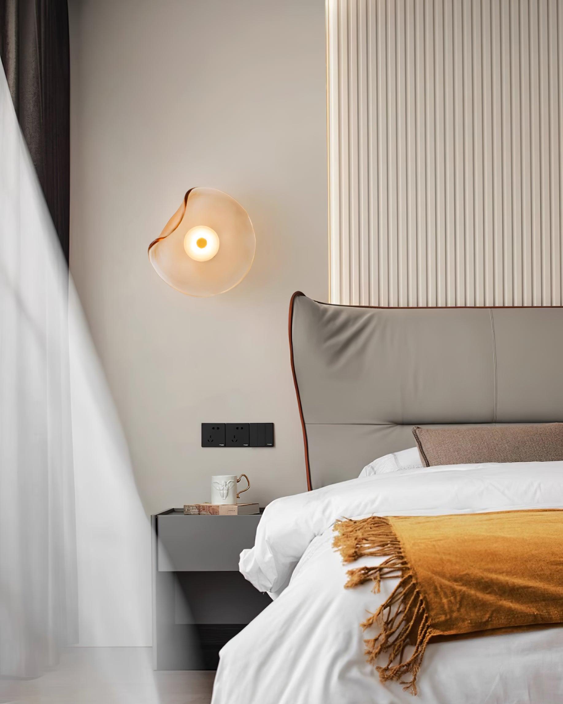 Lunara Amber Glass Wall Light | Fioriscas