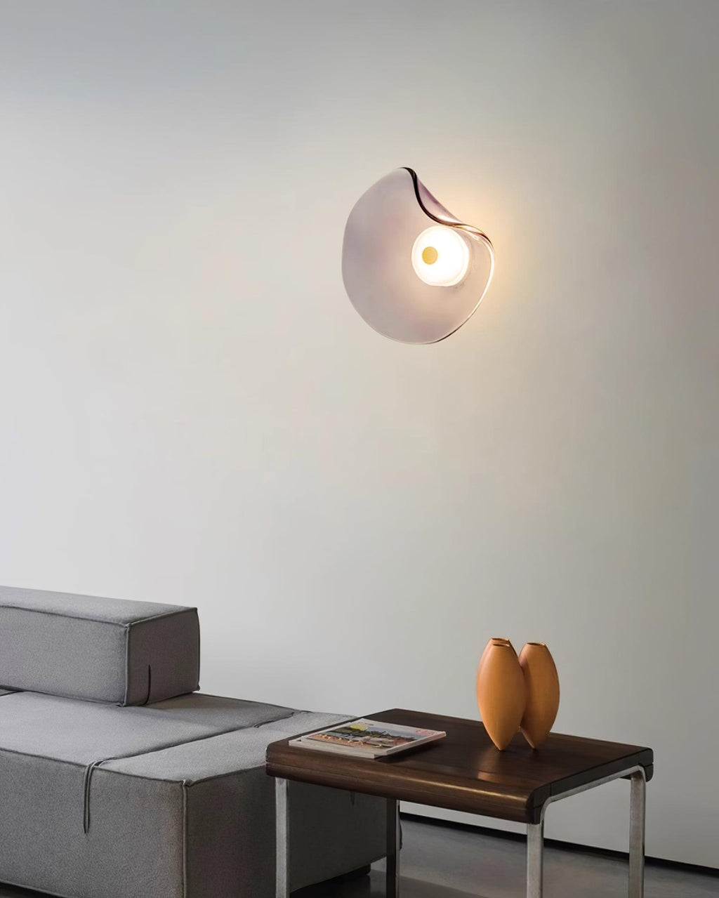 Lunara Amber Glass Wall Light | Fioriscas