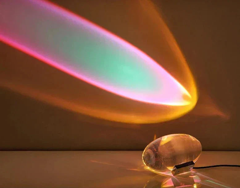 Stolní lampa Solara Crystal s vestavěným hvězdným projektorem
