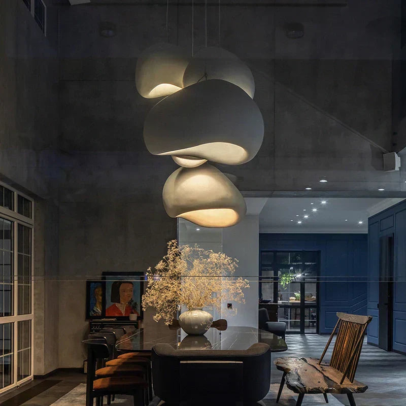 Lampada a sospensione, design organico Wabi-Sabi, luce calda e soffusa