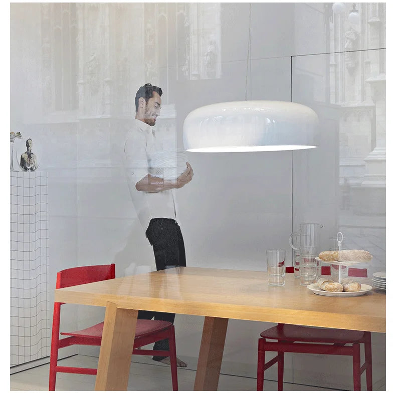 Závěsné svítidlo FjordLume, severský kulatý design, 3 velikosti v černé nebo bílé barvě
