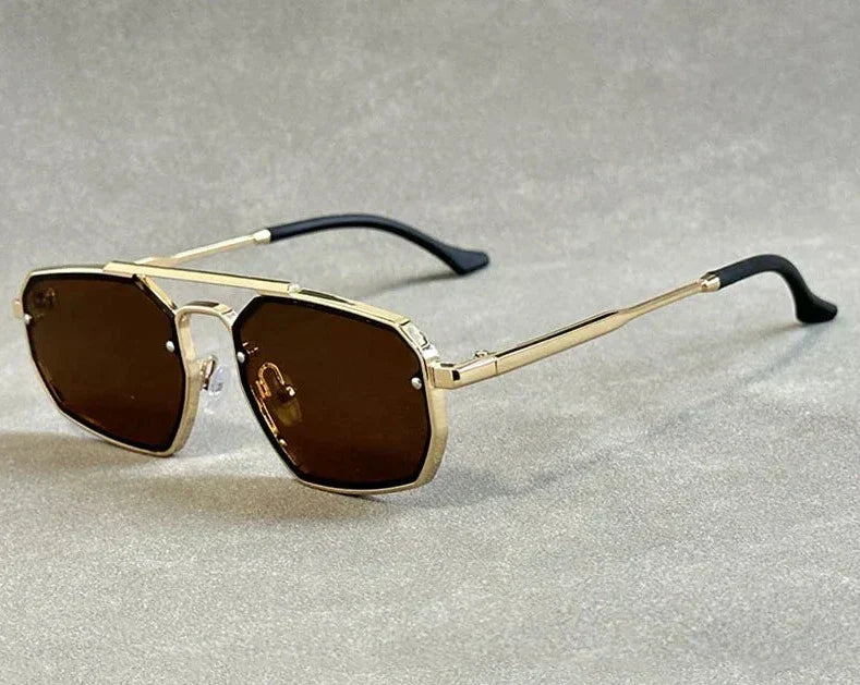 Óculos de sol Nova com armação lapidada e lentes antirreflexo UV400