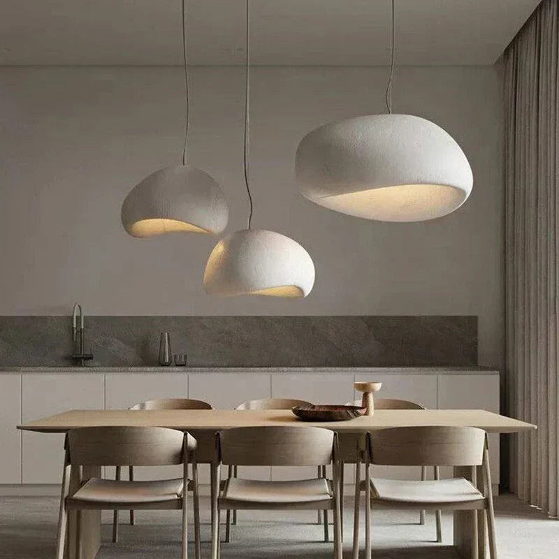 Lampada a sospensione, design organico Wabi-Sabi, luce calda e soffusa