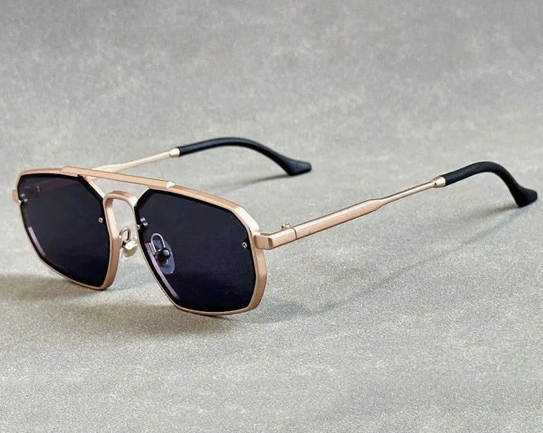 Óculos de sol Nova com armação lapidada e lentes antirreflexo UV400
