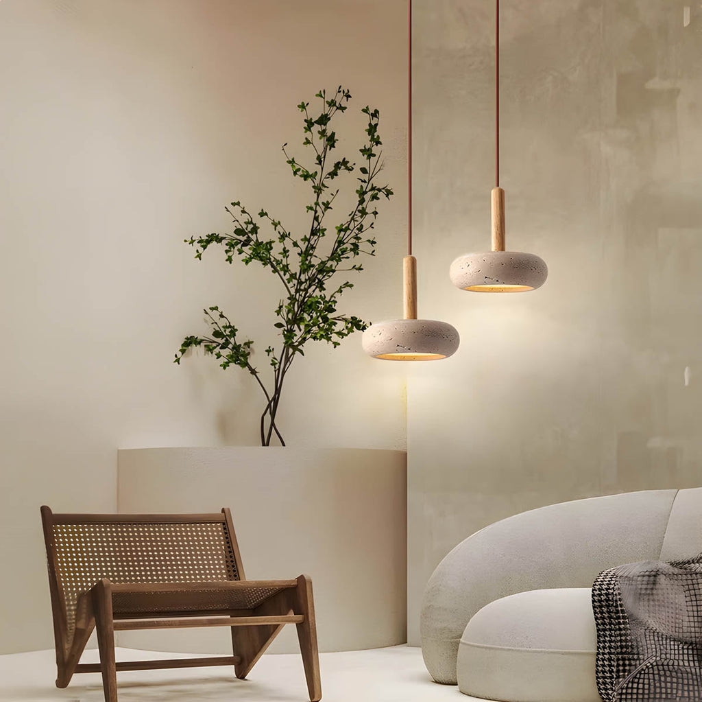 Lampada a sospensione in travertino LustreStone per ogni stanza, luce calda