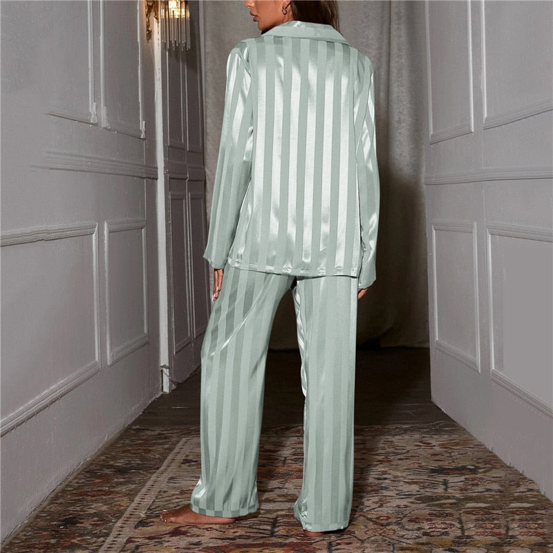 Ensemble de pyjama en soie pour femmes, haut de nuit à manches longues et pantalon NovaSilk