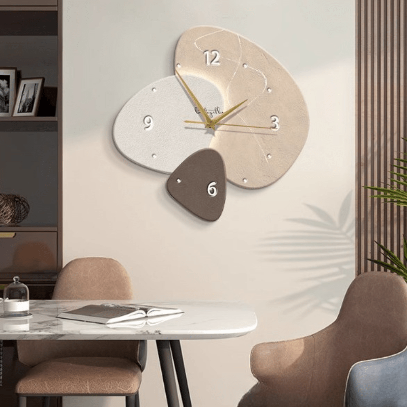 Stilvolle skandinavische Wanduhr mit geräuschlosem Betrieb - Fioriscas