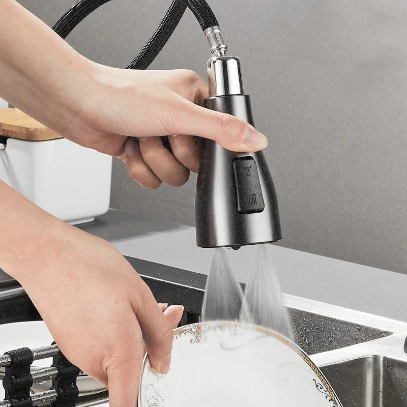 Elegant kitchen faucet with pull-out function and 360° rotation - Fioriscas