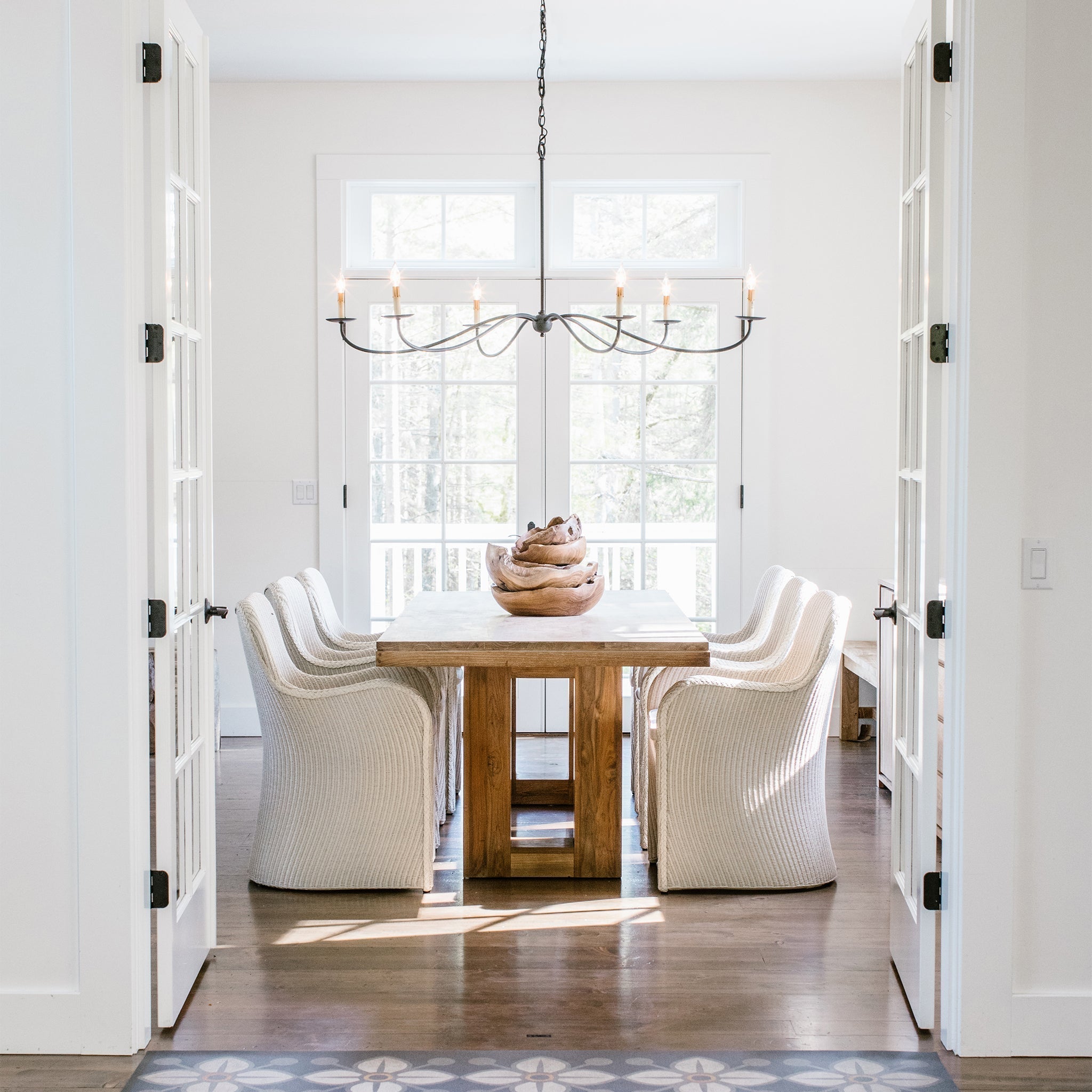 Alfred Chandeliers Candle-style Farmhouse | Fioriscas