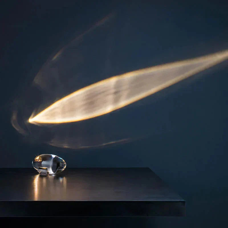 Stolní lampa Solara Crystal s vestavěným hvězdným projektorem