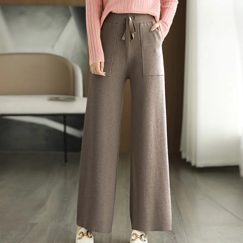 Aveline Wide-Leg Wool Sweatpants for Everyday Loungewear