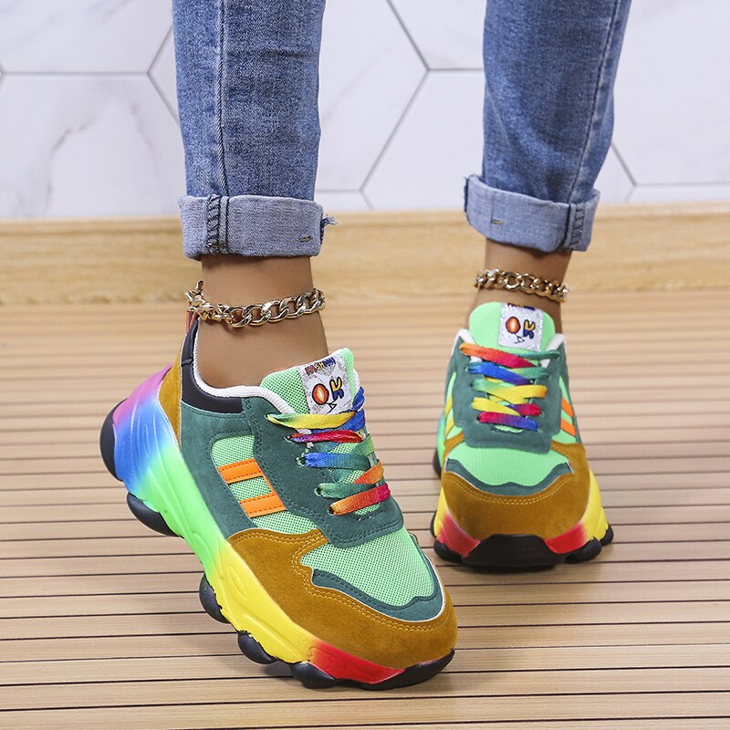Adidași SolaraStride Rainbow cu amortizare, suport pentru confort pe tot parcursul zilei