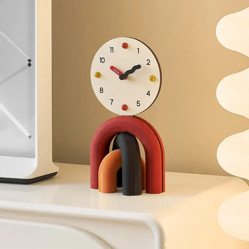 Horloge de table LumenArc Nordic Arch, bambou et métal, finition mate ou brillante