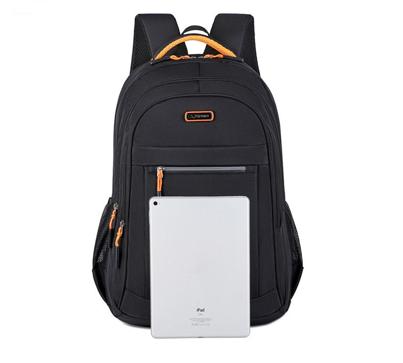 Mochila impermeable para hombre, mochila urbana CairnShield para desplazamientos
