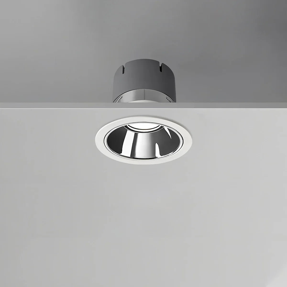 LumenArc beépíthető LED spot 75 mm-es kivágással és csillogáscsökkentéssel