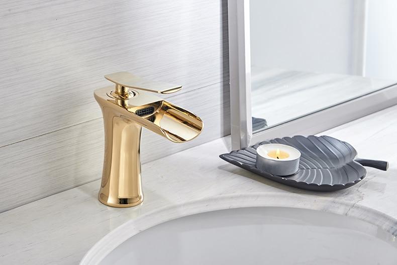 Grifo de lavabo de baño tipo cascada, cuerpo de latón, acabado cromado
