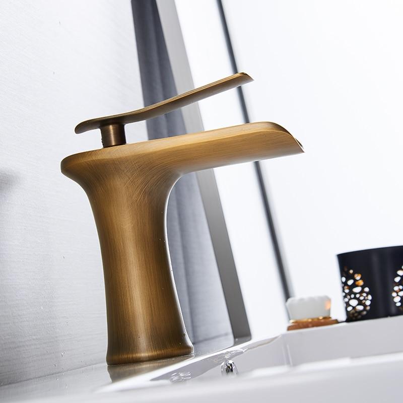 Grifo de lavabo de baño tipo cascada, cuerpo de latón, acabado cromado