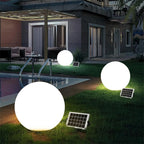 Lanterne solaire LunaGlow en forme de sphère lunaire pour ambiance extérieure