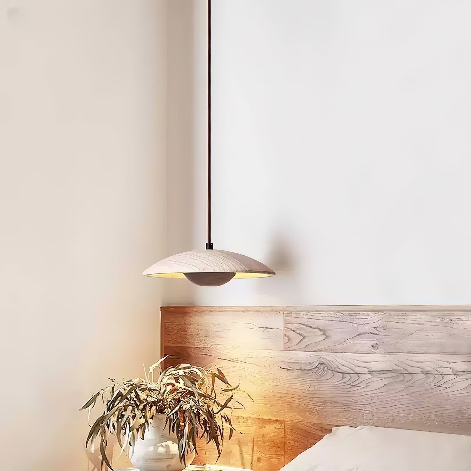 Zodore Wide-Brim Travertine Pendant Light | Fioriscas