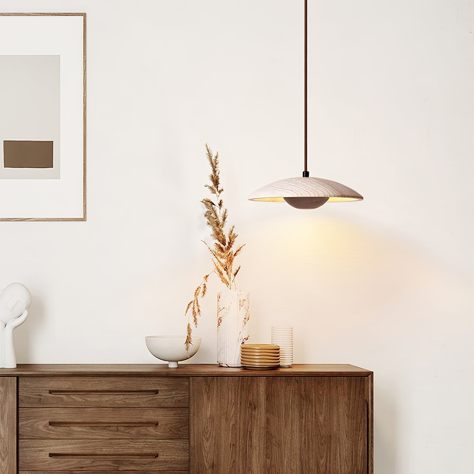 Zodore Wide-Brim Travertine Pendant Light | Fioriscas
