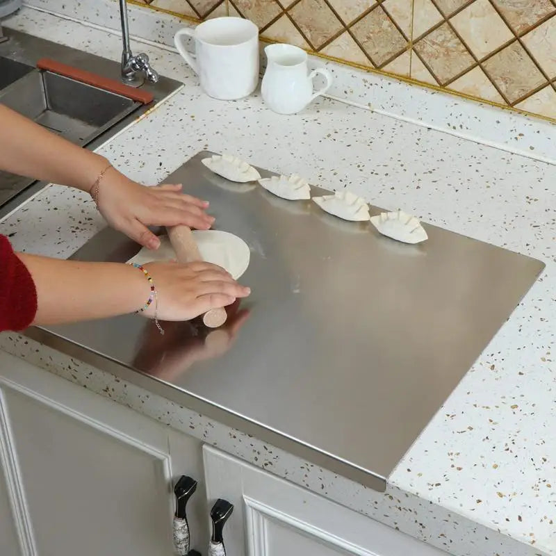 Tabla de cortar de acero inoxidable antideslizante Aureo para preparar pescado y carne