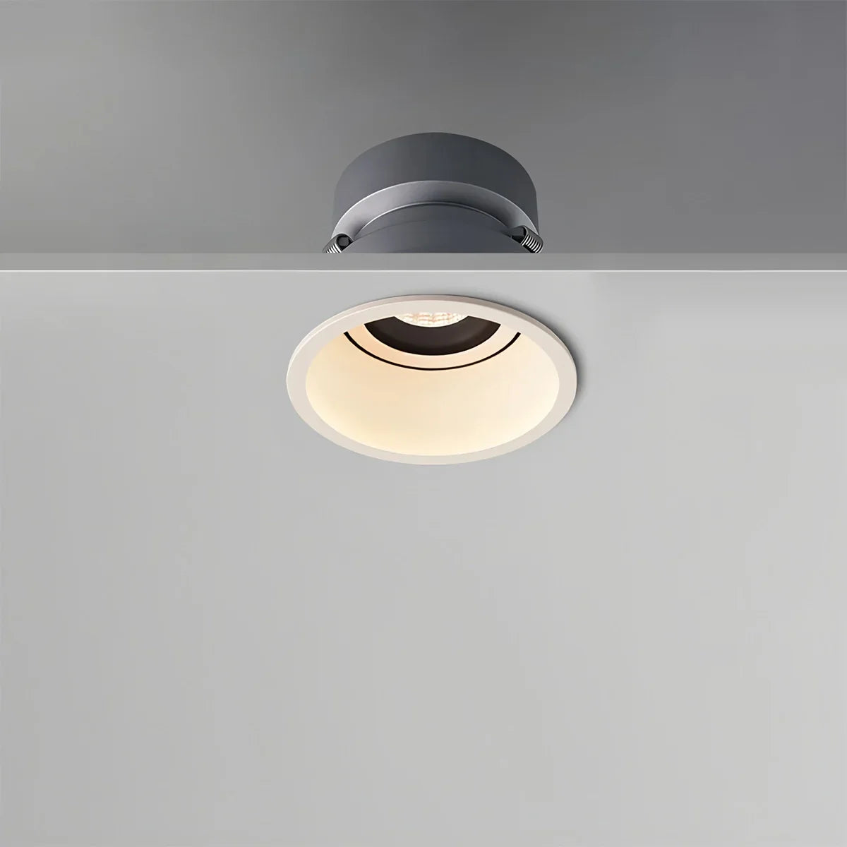 LuminaNest infälld LED takspotlight med aluminiumkant