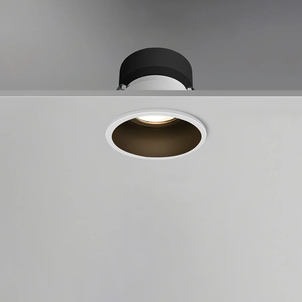 LuminaNest infälld LED takspotlight med aluminiumkant