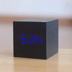 Digitalt trævækkeklokke, VerdiaCube LED-display med tid, dato og temperatur