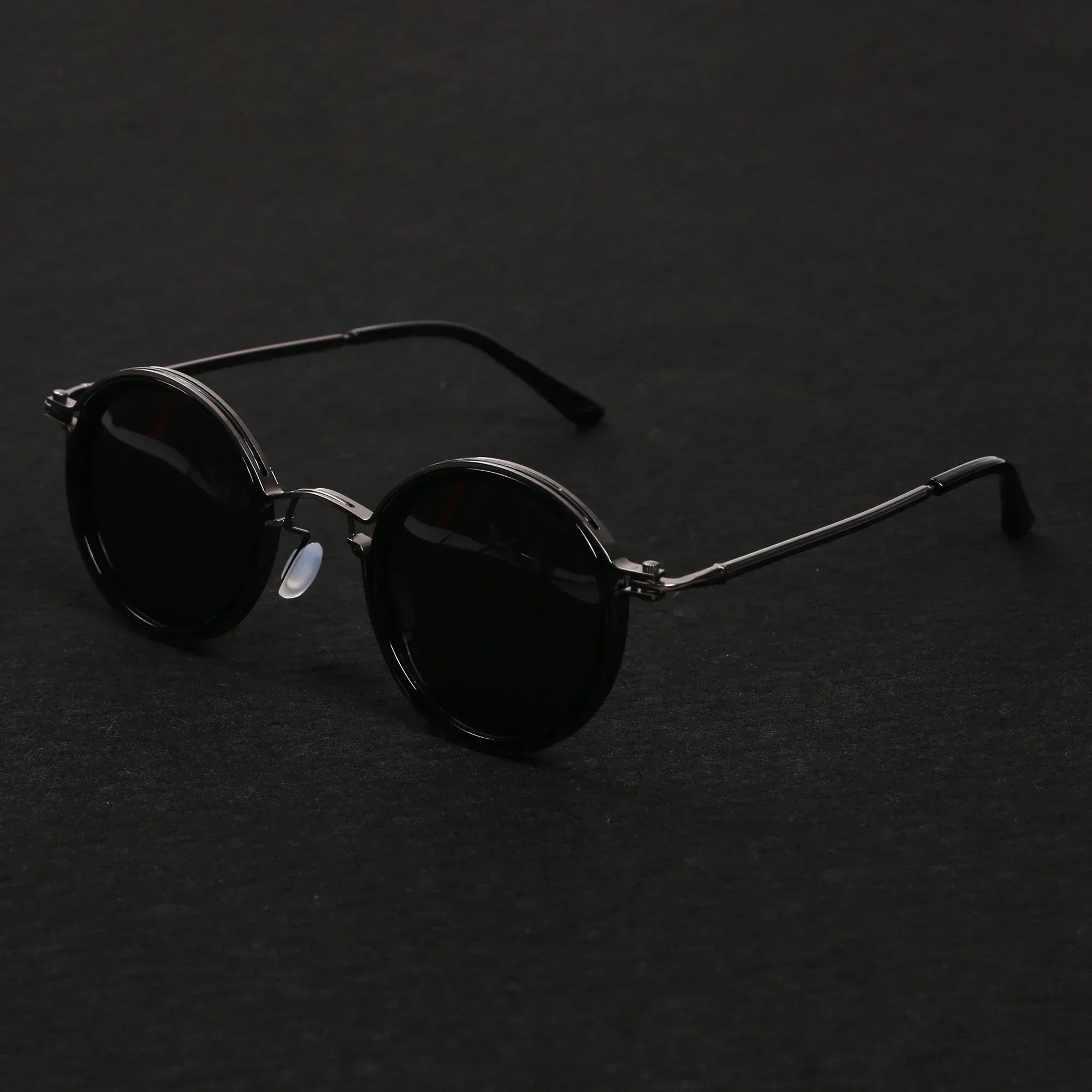 Okrągłe okulary przeciwsłoneczne Lunara, oprawki w stylu vintage w złotym odcieniu z ochroną soczewek UV400