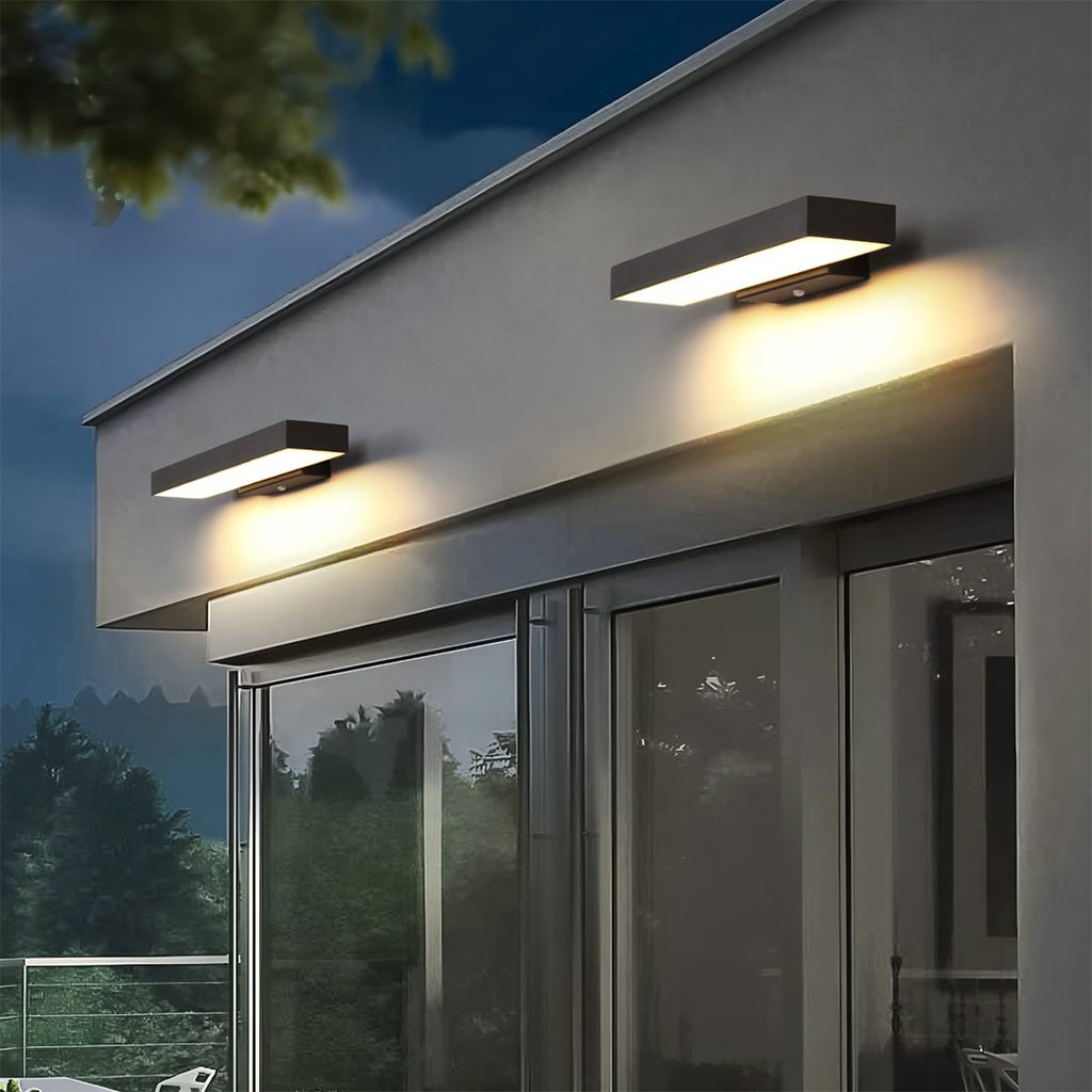 Lumencrest Pro Outdoor Wall Light With Sensor IP54 Aluminum