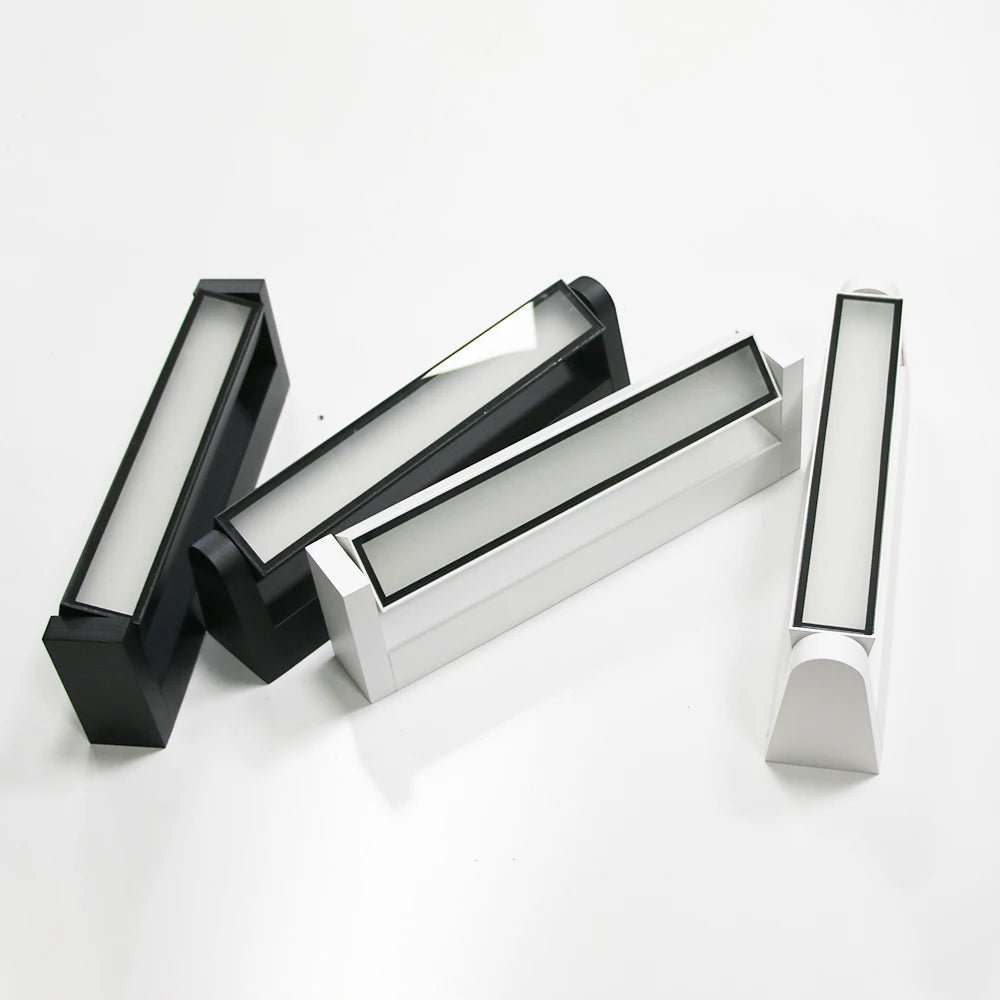 adjustable, waterproof LED outdoor wall light - Fioriscas