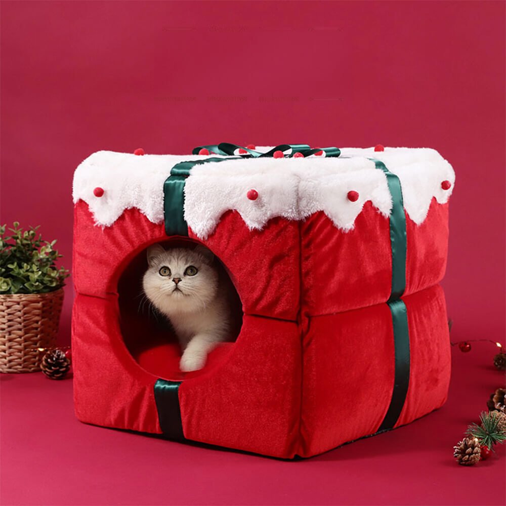 Semi-closed dog and cat bed with Christmas motif and non-slip bottom - Fioriscas