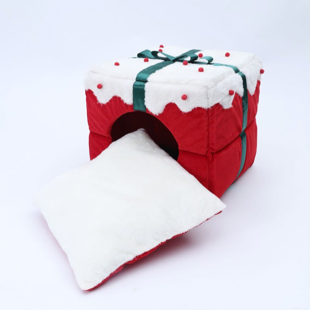 Semi-closed dog and cat bed with Christmas motif and non-slip bottom - Fioriscas