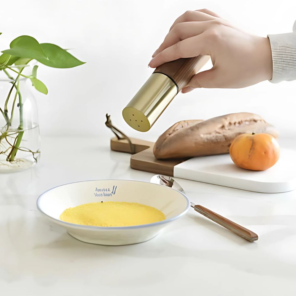 Elegant salt- og peberkværnsæt lavet af træ - Fioriscas