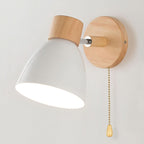 Modern wall lamp made of wood in Nordic style - Fioriscas