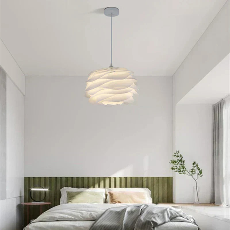 Loftslampe i glas med rosenkrans-inspireret blomstermønster, Luminara