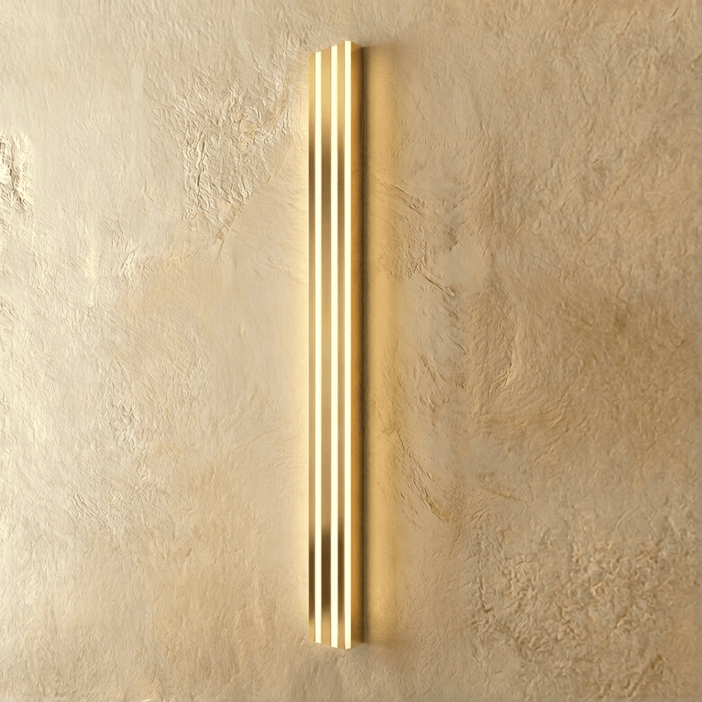Noir Aura Modern Wall Lamp With Black Metal And Acrylic Shade