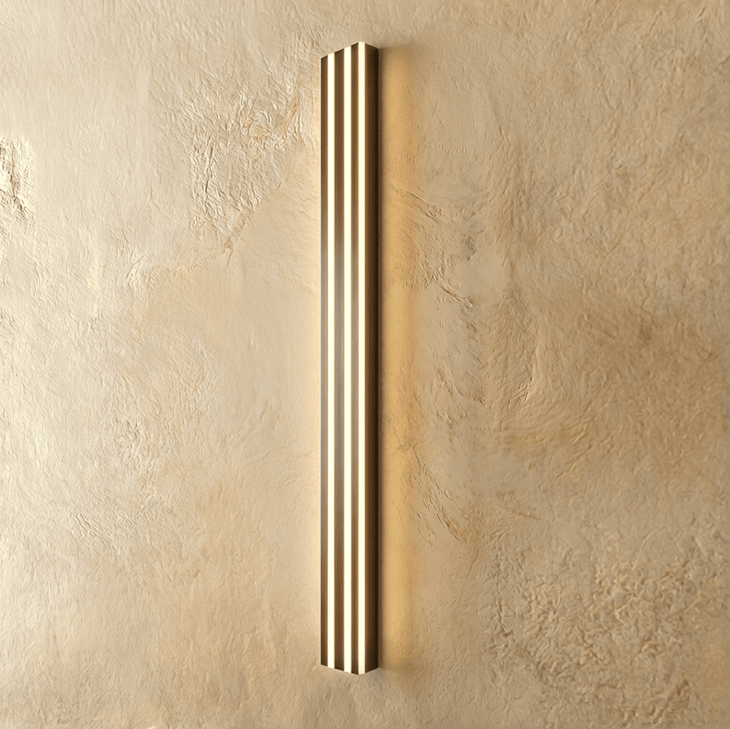 Noir Aura Modern Wall Lamp With Black Metal And Acrylic Shade