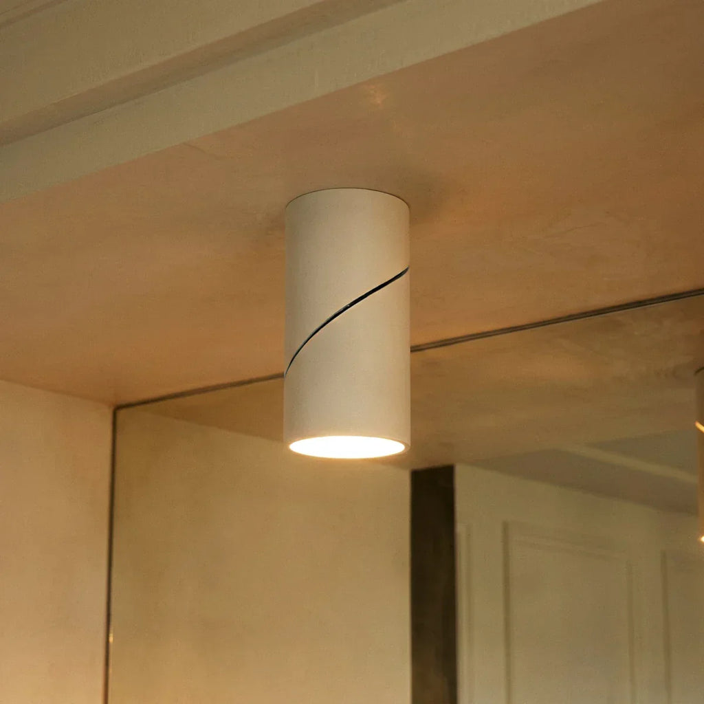 AeroGlow Adjustable Recessed Aluminum Downlight For Interiors
