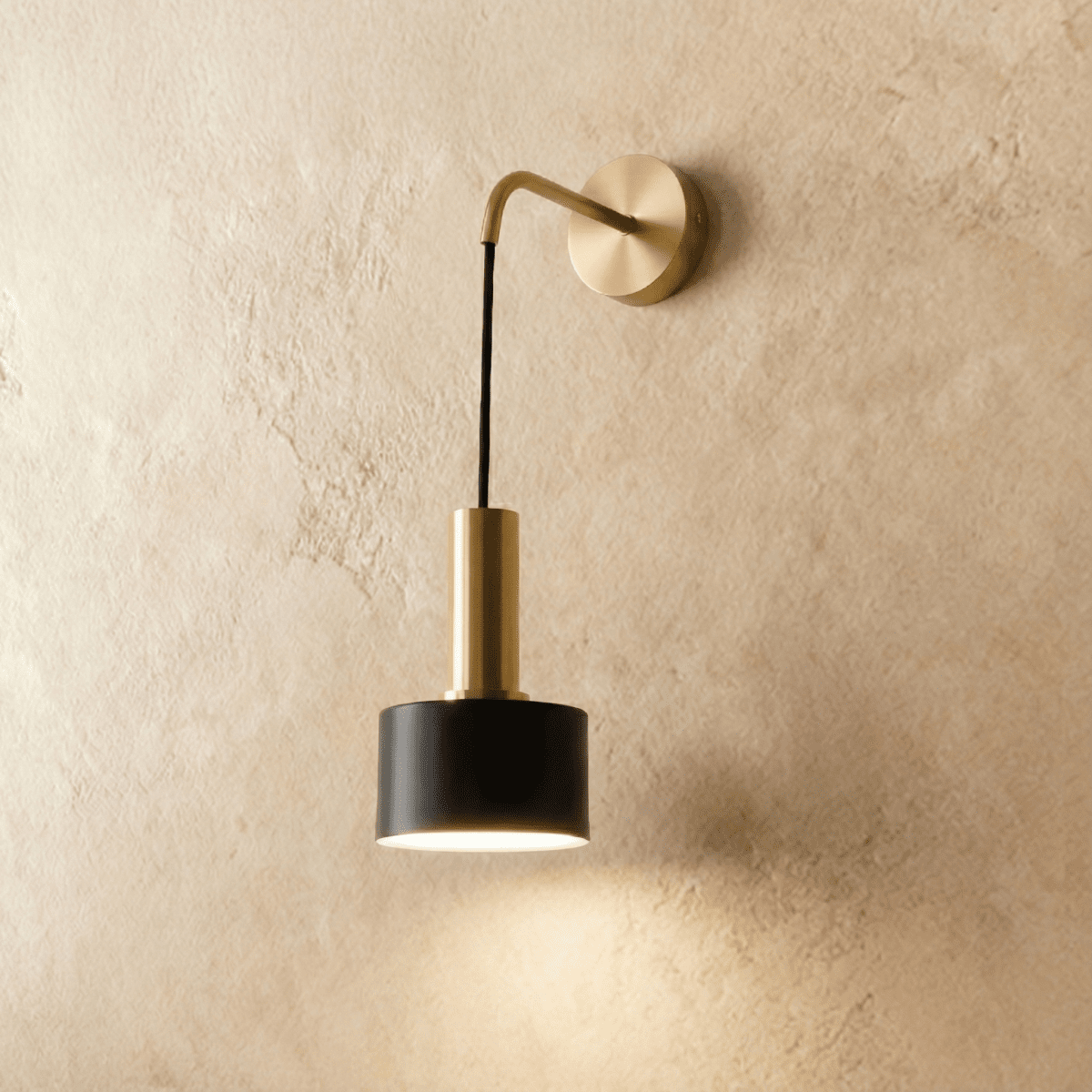 LumaForge Wireless LED Wall Light For Modern Interiors