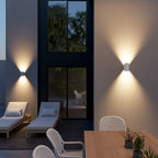 Aplique de parede SolaraGlow LED de luz quente difusa para a sala de estar